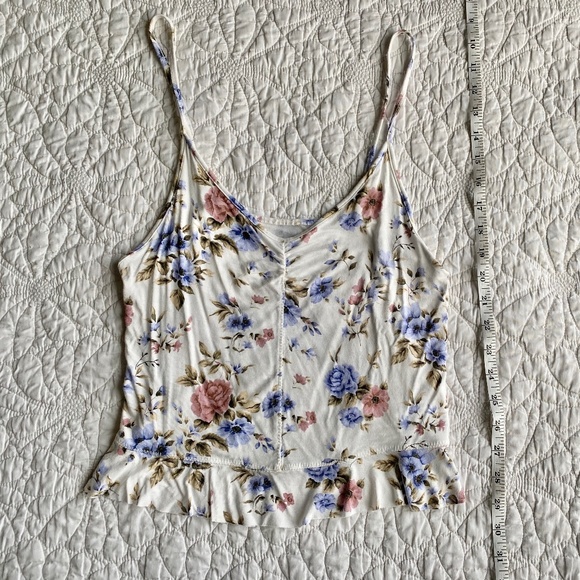 American Eagle Soft & Sexy Floral Tank - Picture 2 of 4
